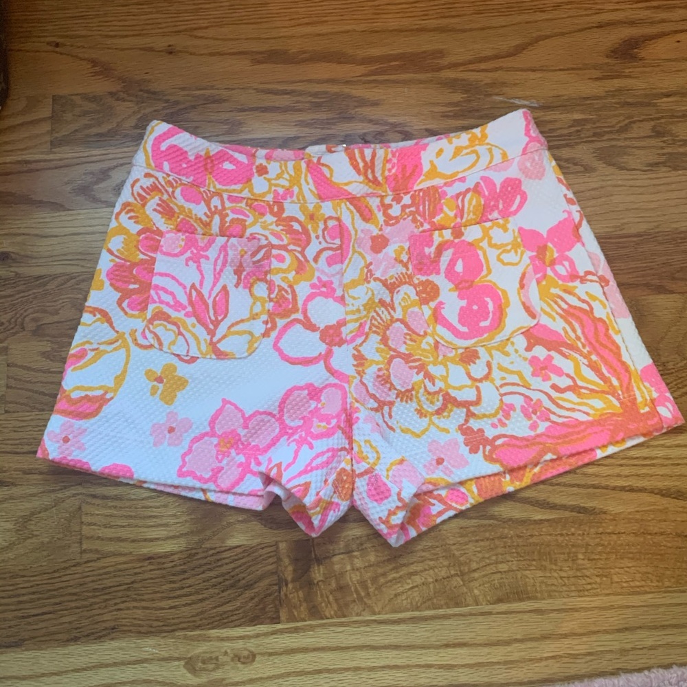 Lily Pulitzer floral high waisted shorts
